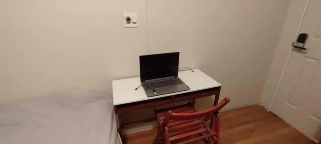 Affordable & Central Williamsburg Boutique Room Нью-Йорк Экстерьер фото